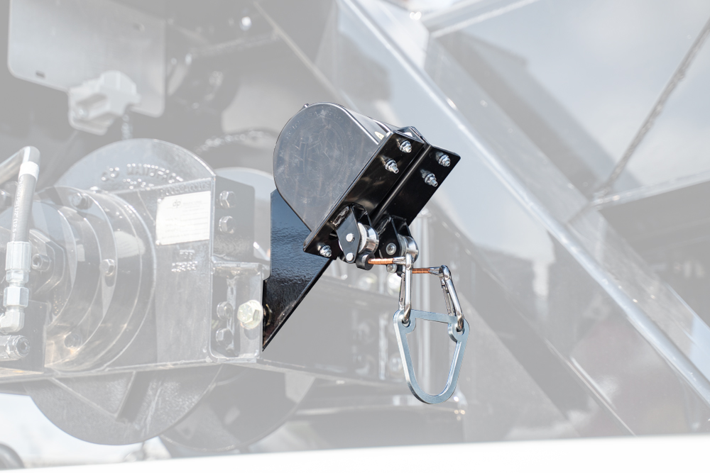 EZ Claw Extendable Cable Tieback 15k Winch – Drivers Side